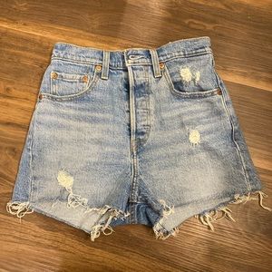 Levi's Ribcage Shorts